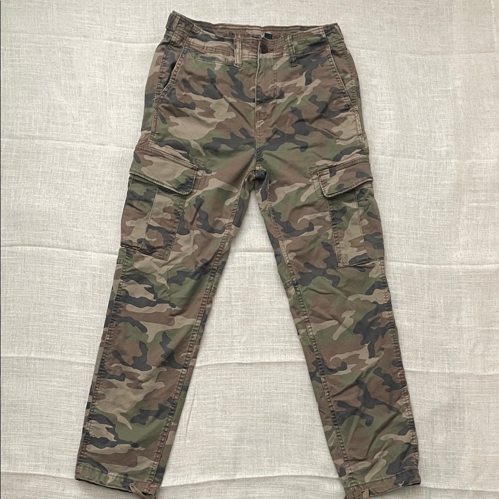 American Eagle Outfitters Kids Camo Cargo Pants